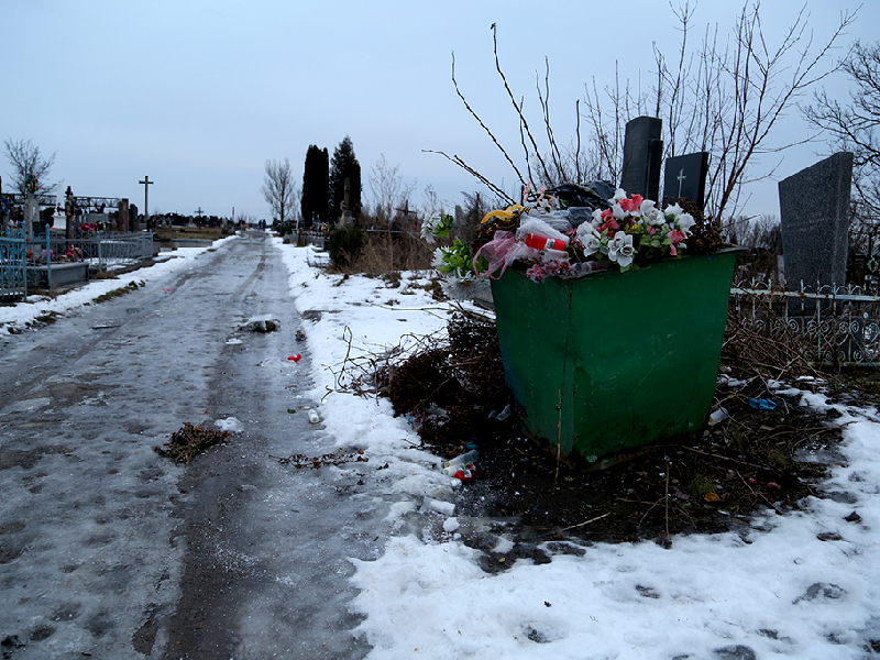 «Свободівці» почали відверто «наїжджати» на свого однопартійця-мера (фото) - фото 4 «Свободівці» почали відверто «наїжджати» на свого однопартійця-мера (фото) - фото 4