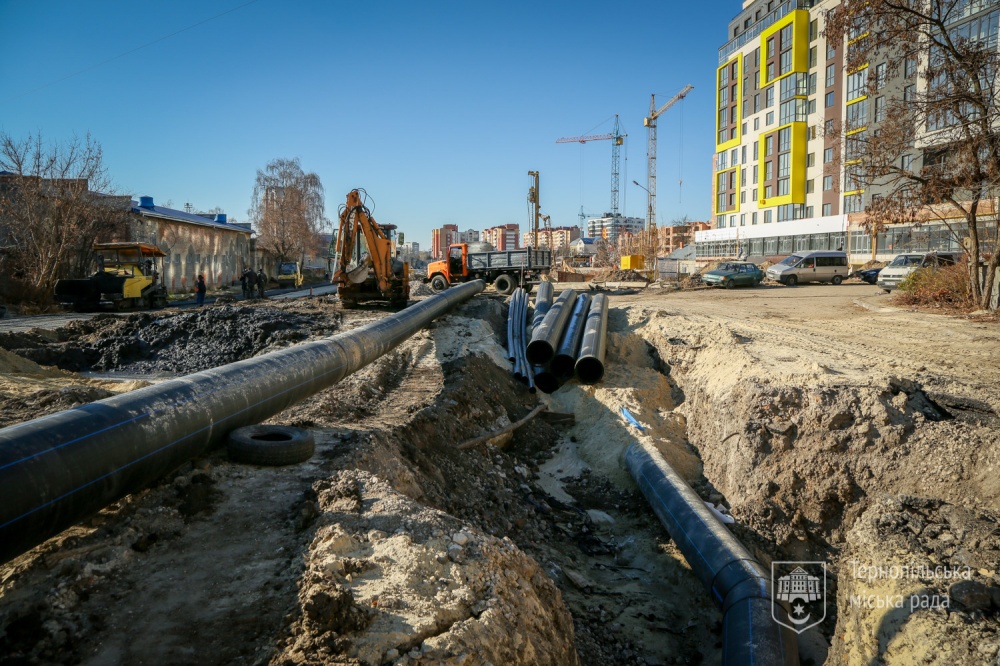 budivnitstvo-novogo-doshchovogo-kolektora-na-dorogi-na-vul_-galitskiy-u-ternopoli-1.jpg