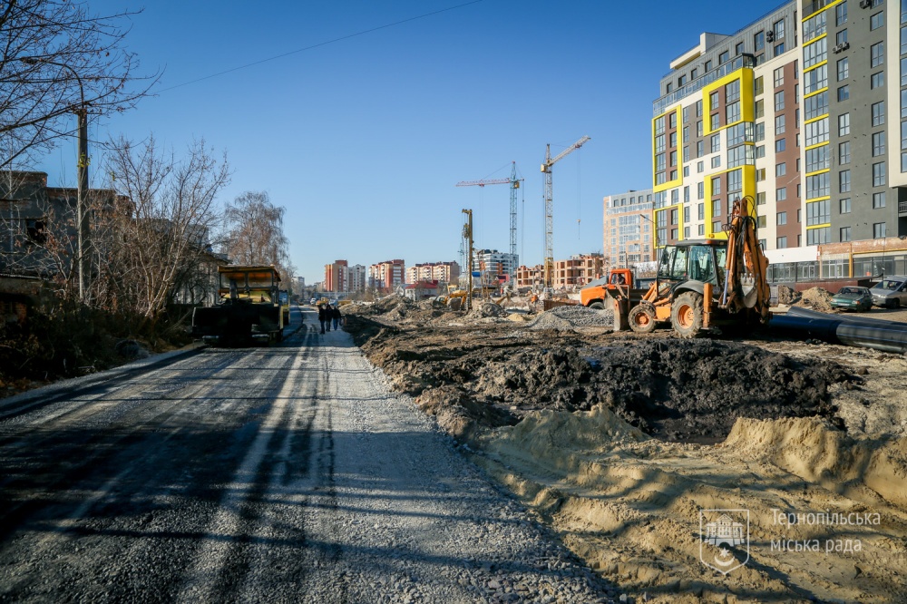 budivnitstvo-novogo-doshchovogo-kolektora-na-dorogi-na-vul_-galitskiy-u-ternopoli-8.jpg