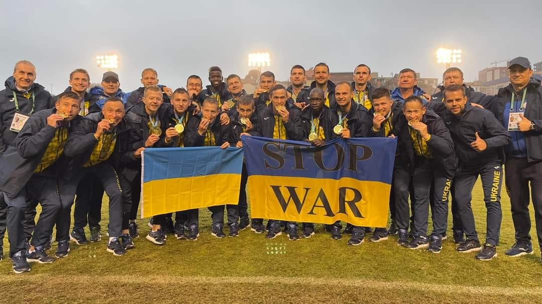 defzirna_ukraine_football2.jpg