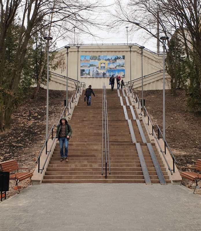 8979.jpg