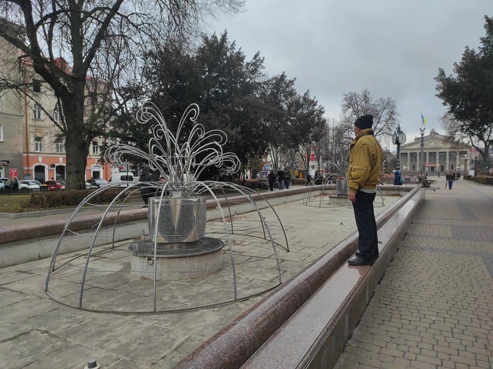 iluminaciia_fontan0.jpg