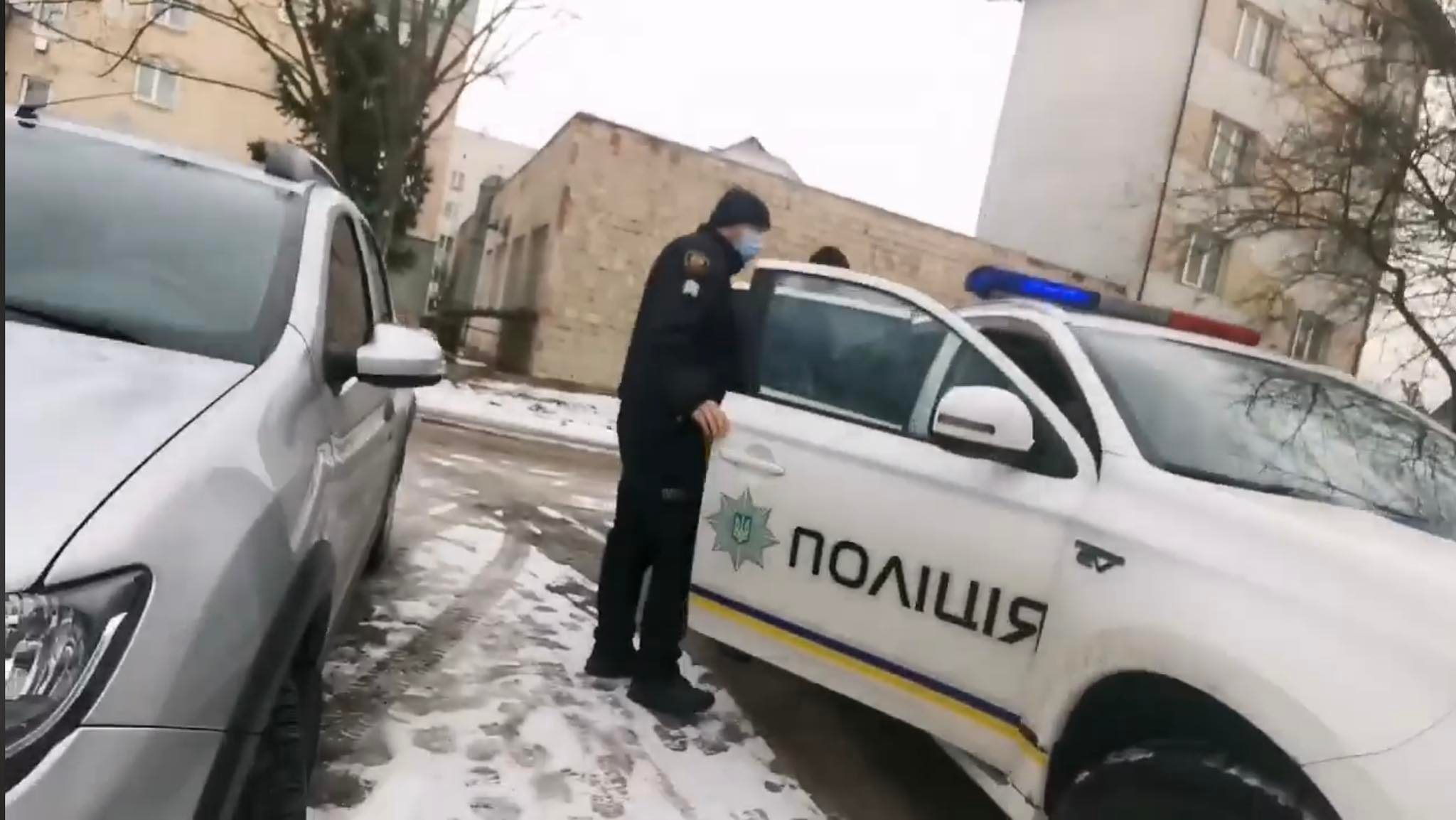 policia_cop1.jpg