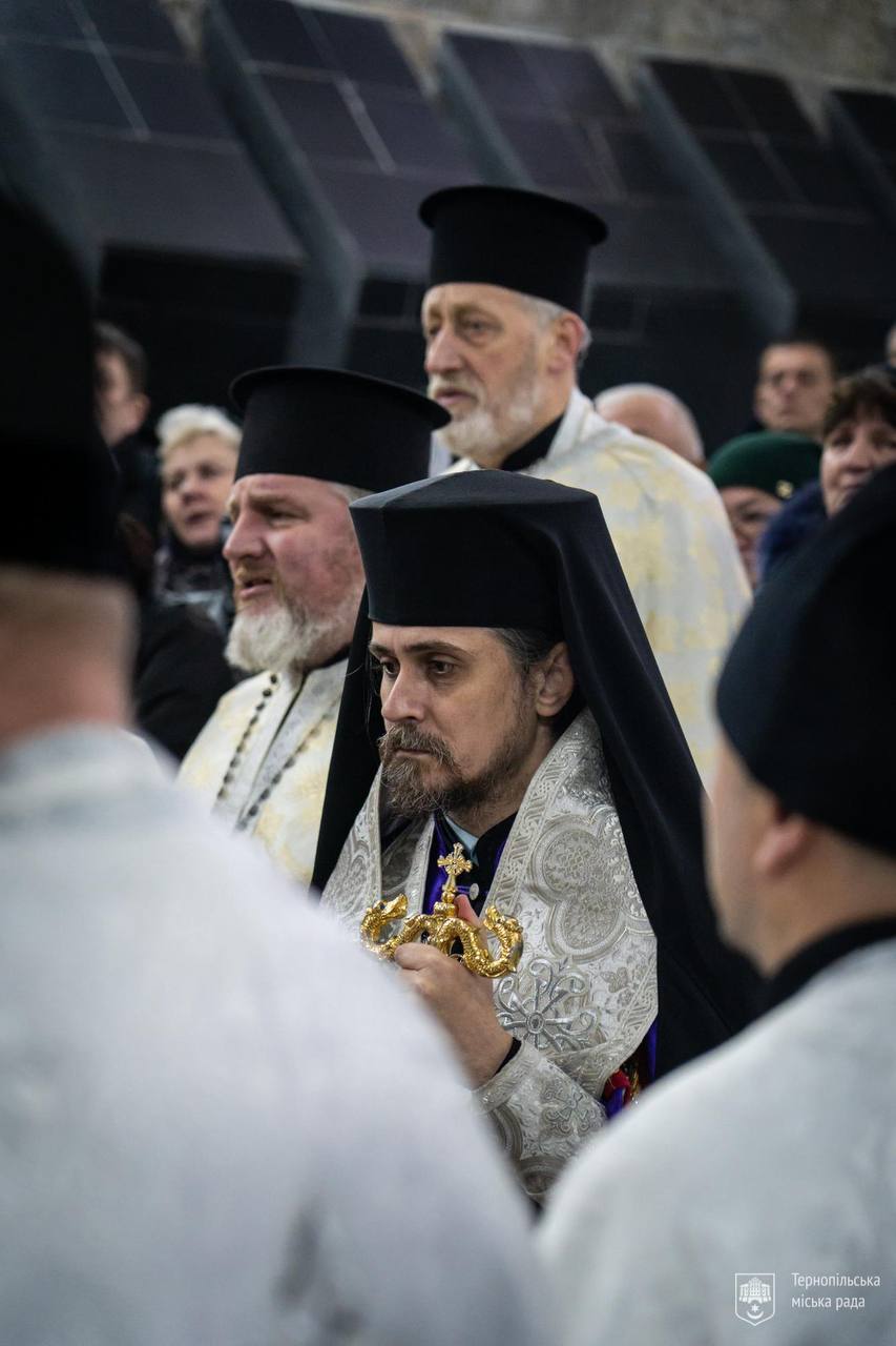 zubyk_geroi_5.jpg