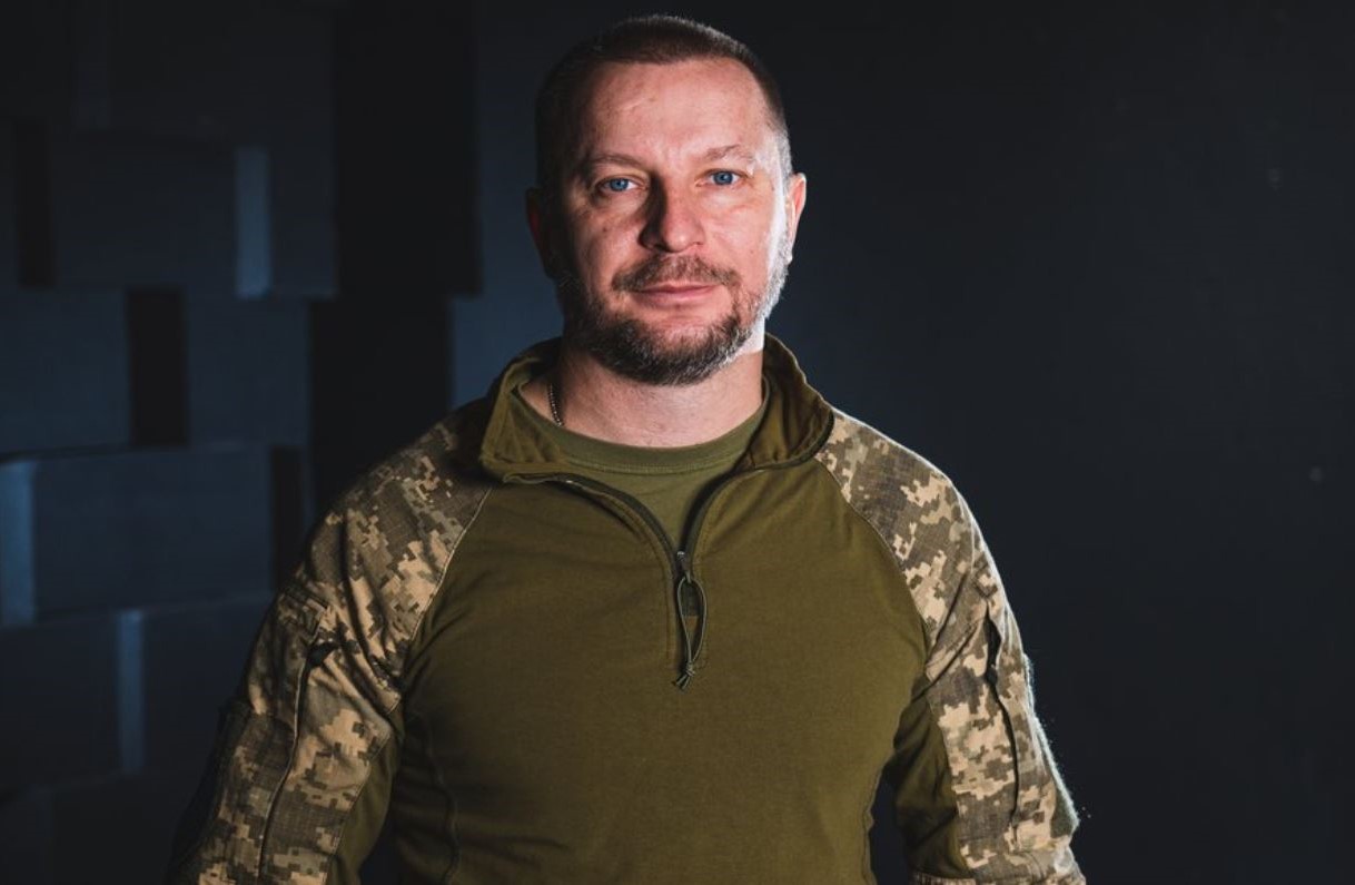 Президент_нагородив_медаллю_ексголову_Тернопільської_ОДА.JPG