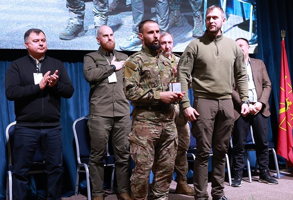 лджотир.jpg