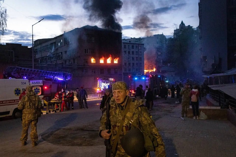raketnii_udar_u_Kyevi2022_1.jpg