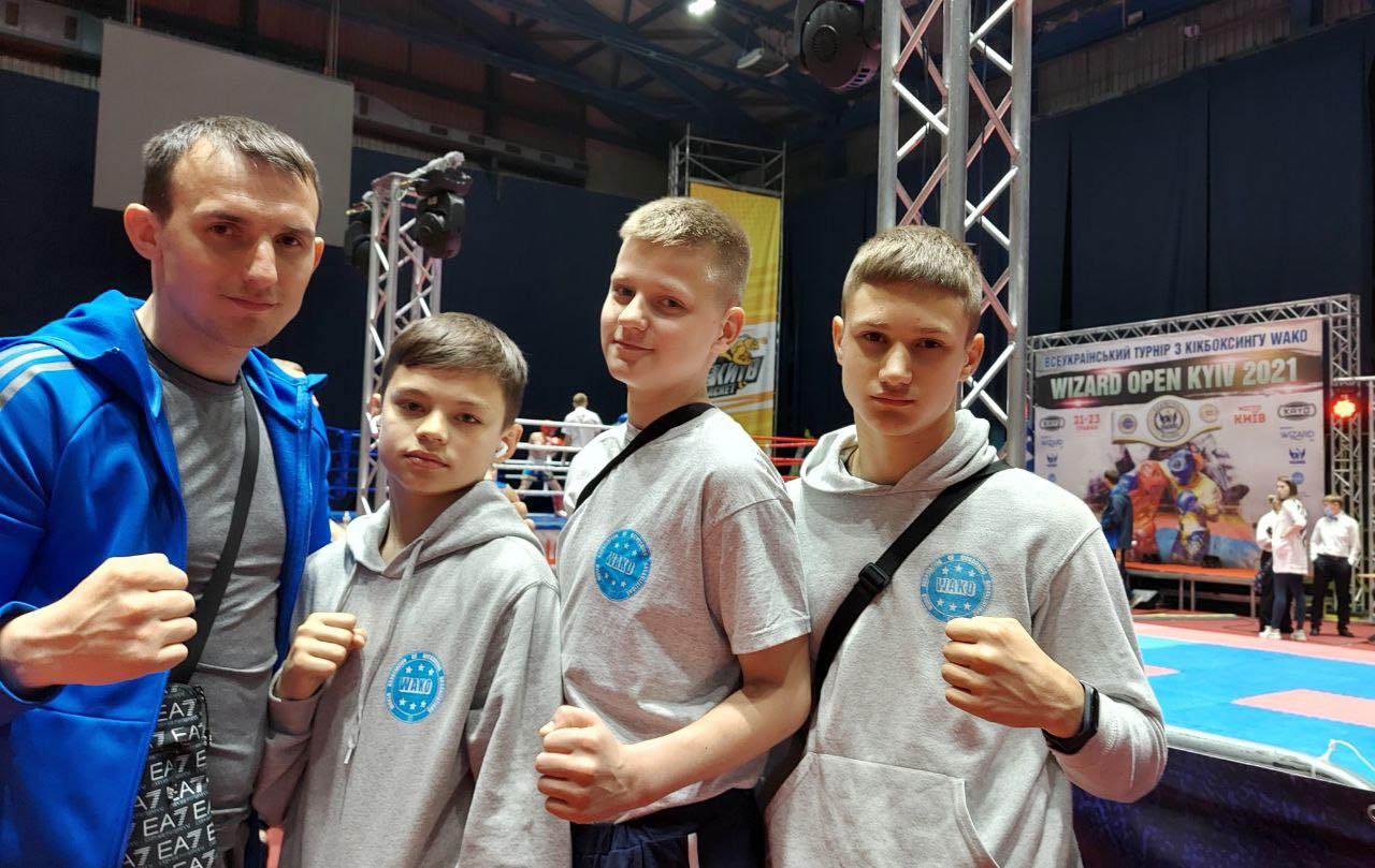 sport_kikboxing_2-21_3.jpg