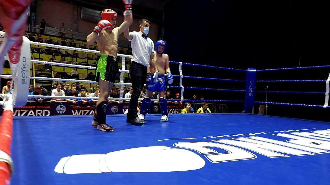sport_kikboxing_2-21_4.jpg